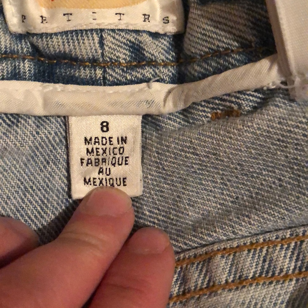 Shorts - Picture 3 of 3